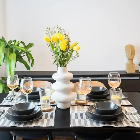 Superb Views 2br Flat + Balcony Apartment