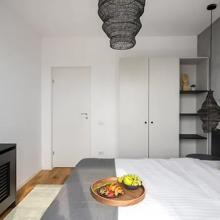 Superb Views 2br Flat + Balcony Apartment