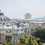 Superb Views 2br Flat + Balcony